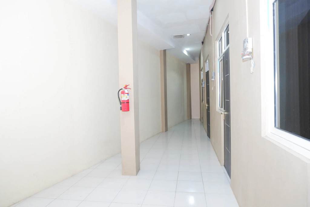Hotel O Candi Residence