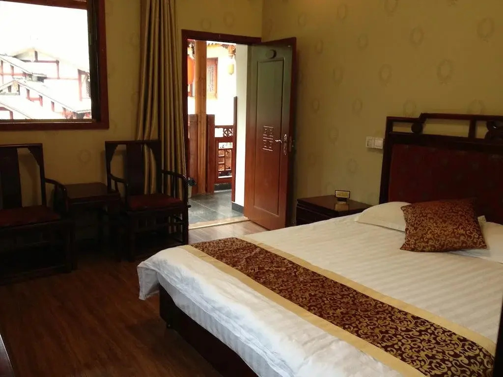 Moshang Huakai Guesthouse