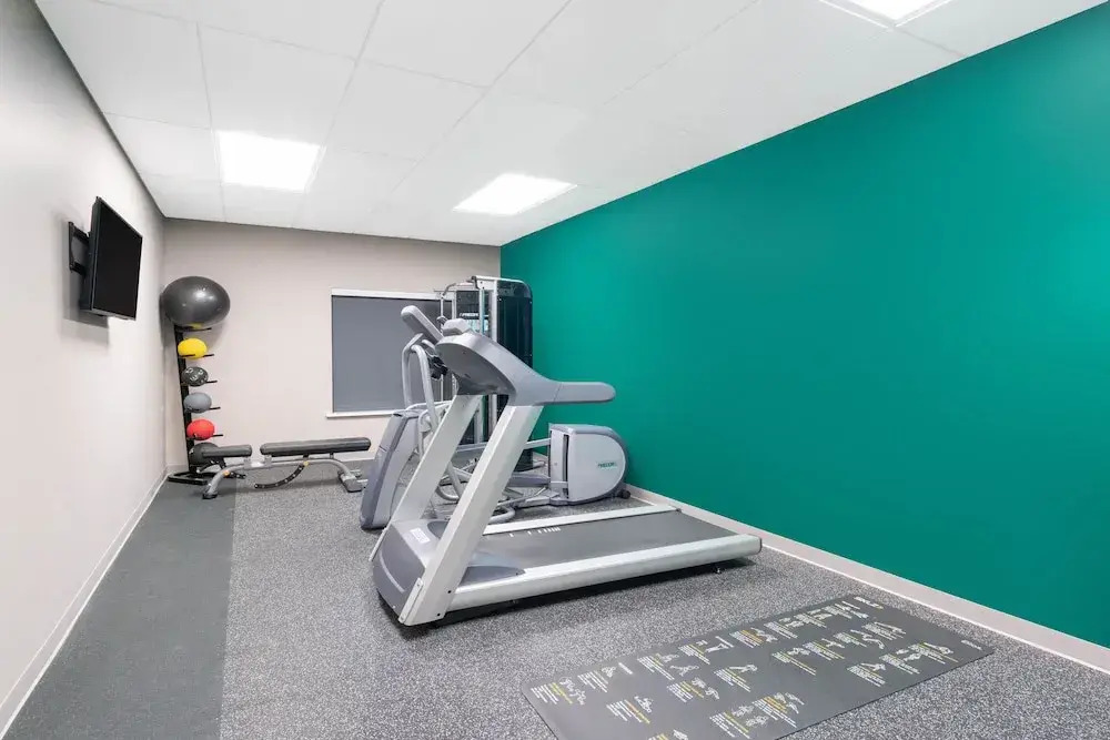Hampton Inn by Hilton Nashville Airport Century Place