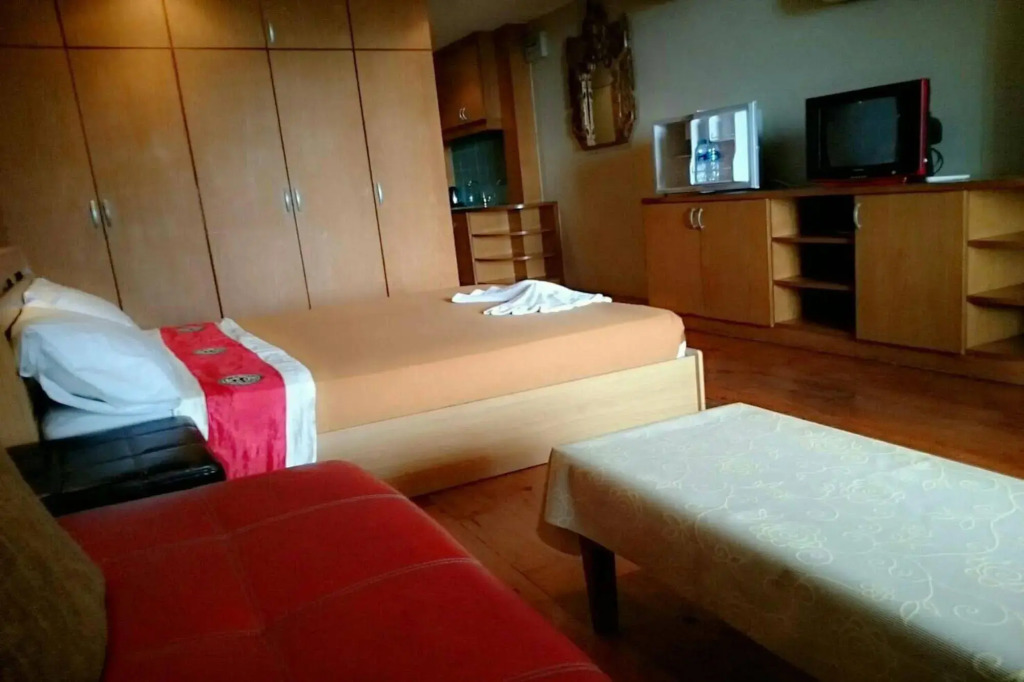Beachspot Hostel & Restaurant - Adults Only