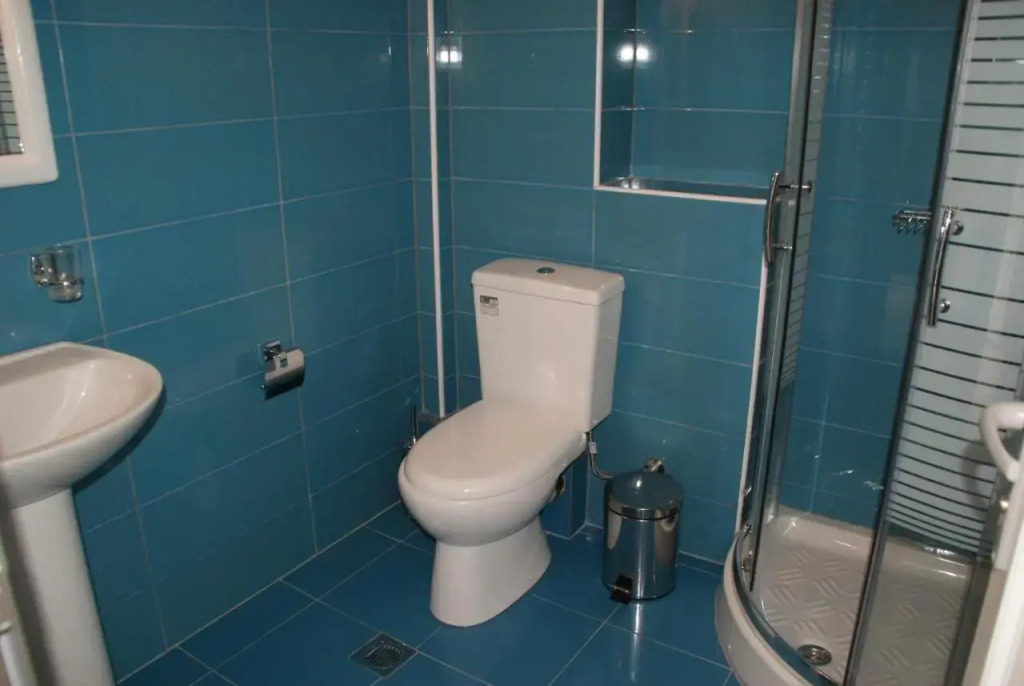 Menes Hotel