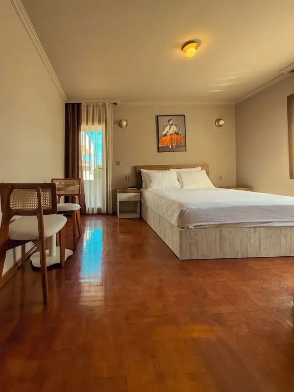Tare Suites