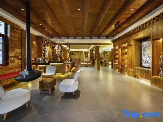 Yunshan Four Seasons Homestay (Huanglong Jiuzhai High-Speed Railway Station)