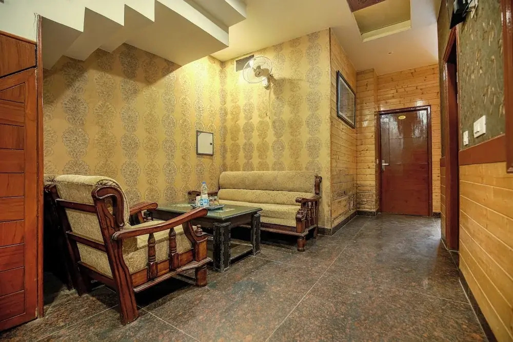 Hotel RK Residency Opposite ISBT Sector 43 Chandigarh