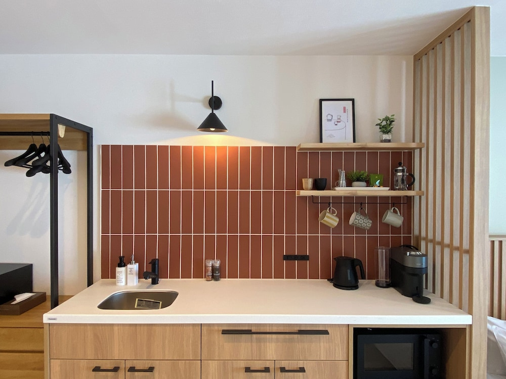 Akayane Lodge by H2 Life