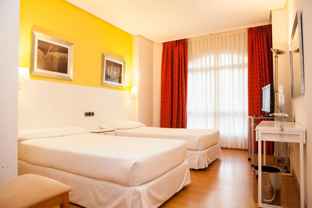 Hotel Sercotel Tres Luces