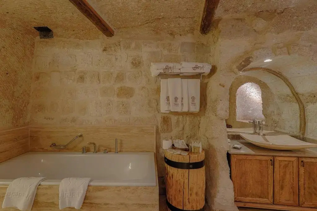 Taru Cave Suites
