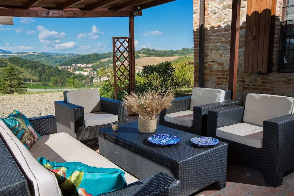 Villa Manganina - Tabiano Castle Country Villas