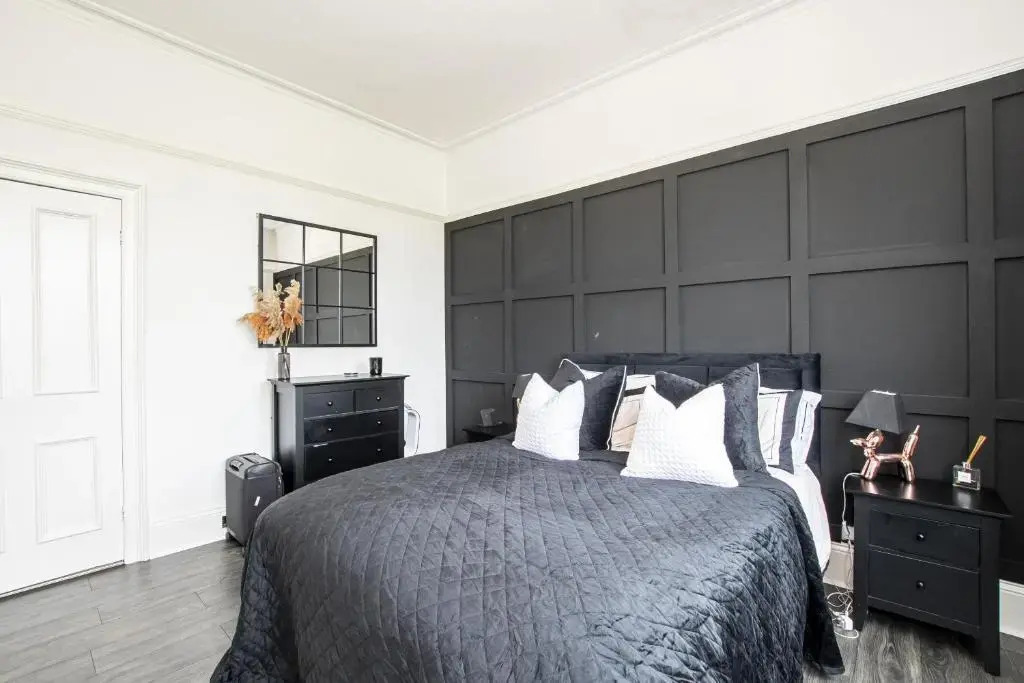 7 Argyle Terrace