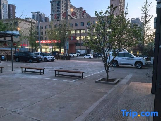 Xingcheng wharf express hotel