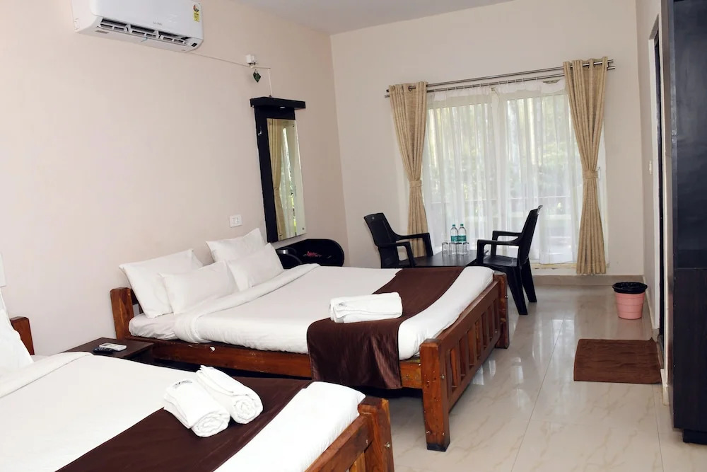 Lazo Areca Resort