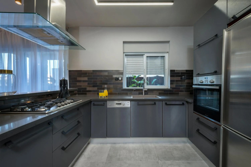 GEFFEN Luxury Apartments