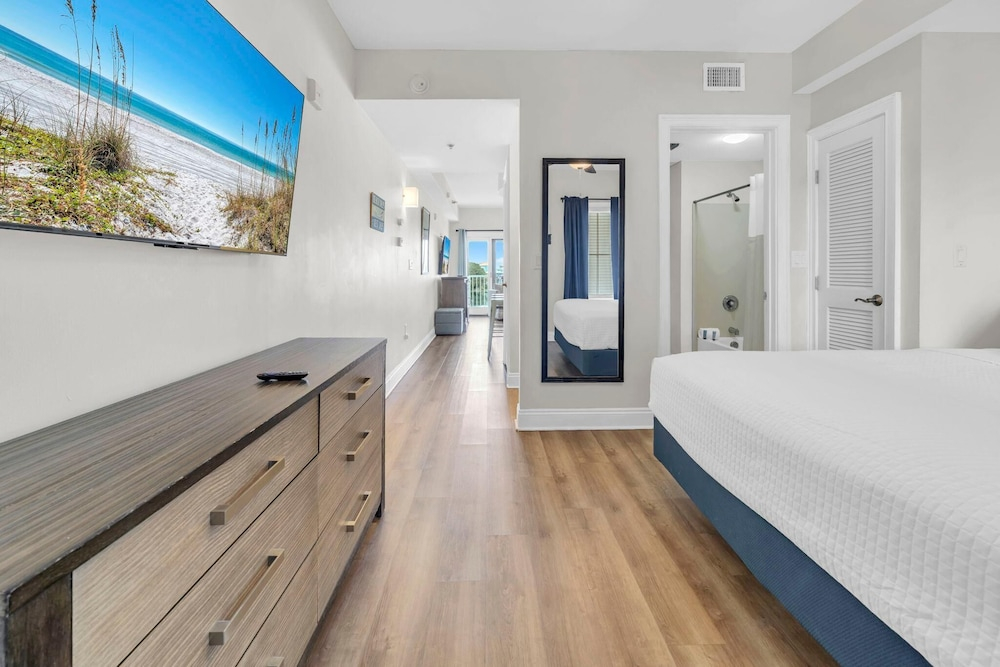Carillon Beach Inn 310