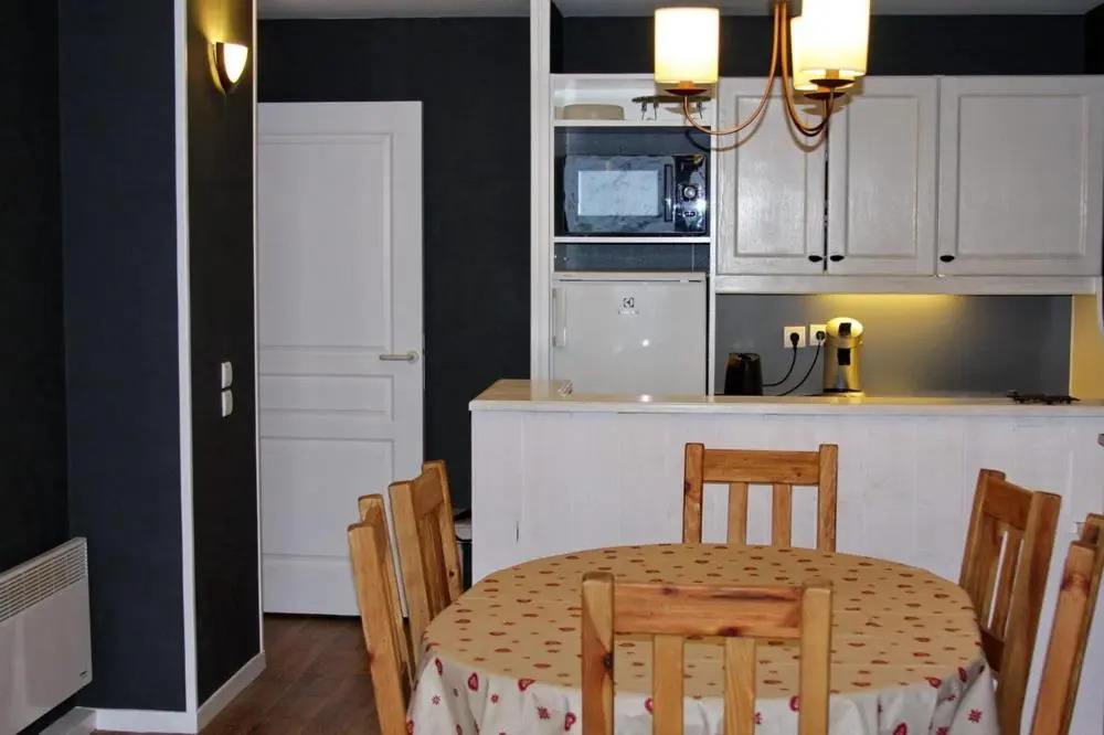 Epicea Avoriaz, de luxe flat, 4th floor, 8/10 ppl