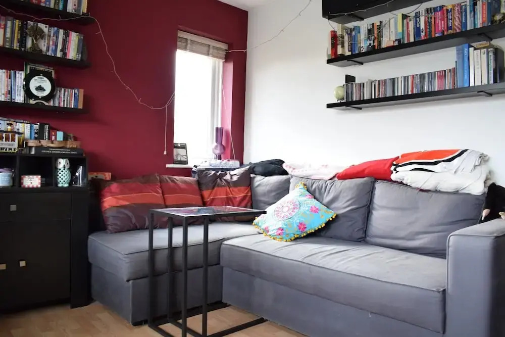 Cosy 2 Bedroom Flat Overlooking Canal in Hackney