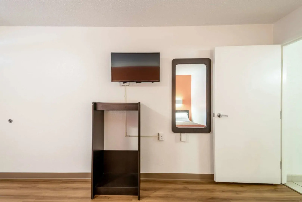 Motel 6-Birmingham, AL