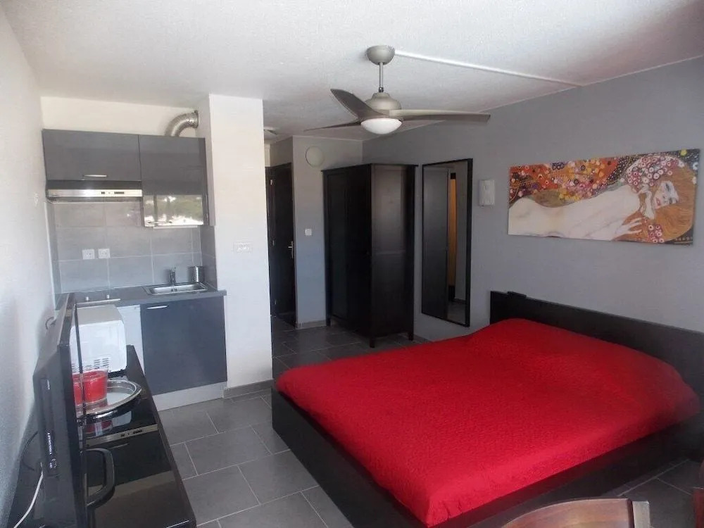 Studio Mezzanine Lips Village Naturiste