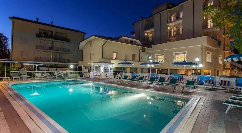 Hotel La Plaja