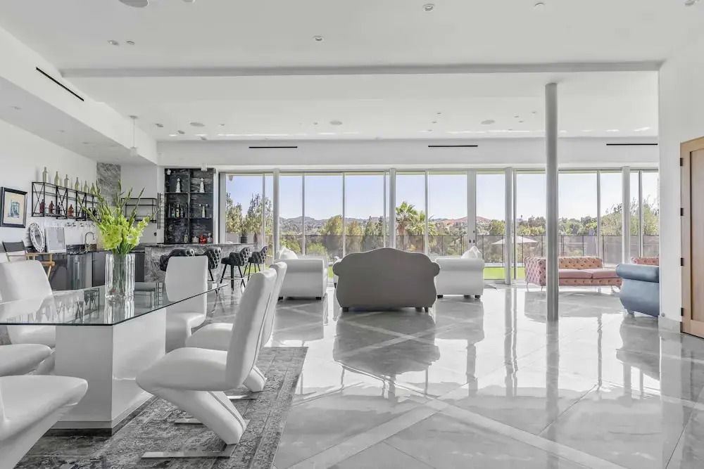 Luxe 8000 Sqft w/ 2 Pools, Sauna, Putting Green, Game Room Alta Vista Estate