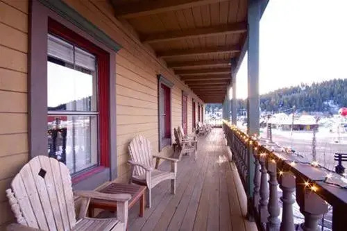 The Truckee Hotel