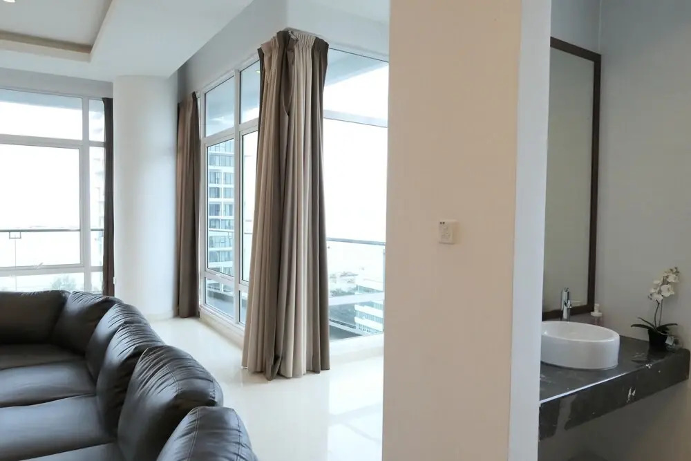Gurney Seafront Supercondo 4B Penthouse