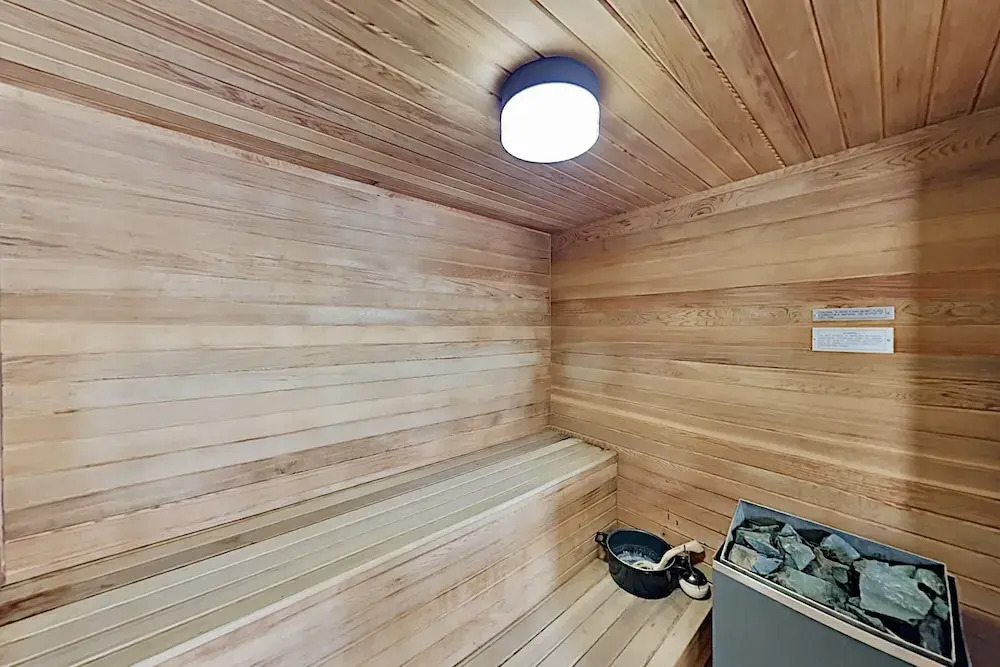 Keystone Ranch W/ Hot Tub, Sauna & Chefs Kitchen 4 Bedroom Home