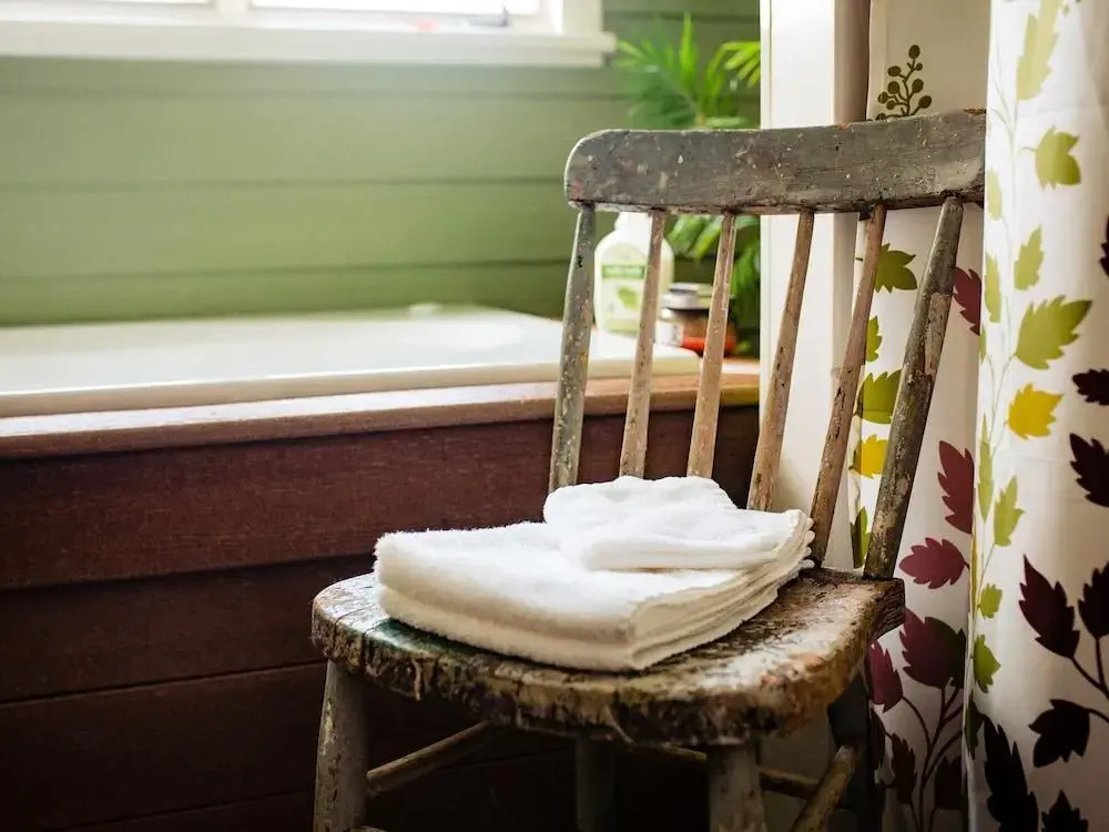 Kettle Moraine Cottage Bed & Breakfast