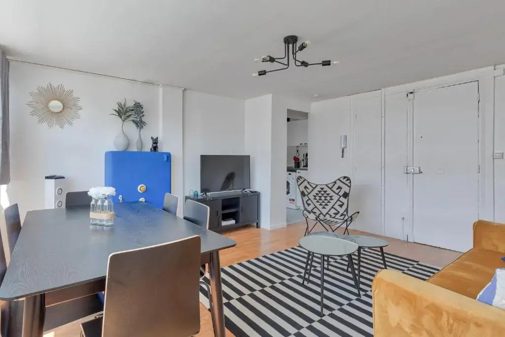 Charmant appartement proche Opéra 6P