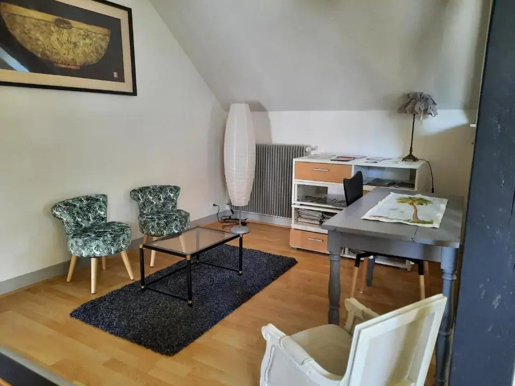 Spacieux Appartement Lumineux De 125 M2