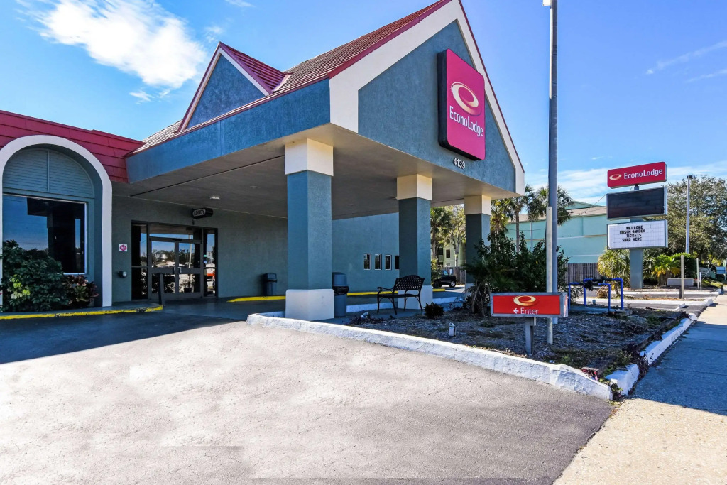 Econo Lodge Tampa near Busch Gardens