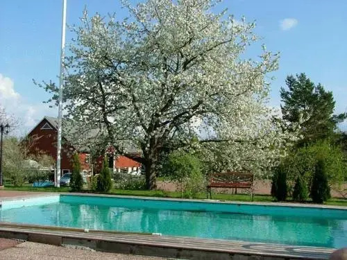 Olstorp Gård Bed & Breakfast