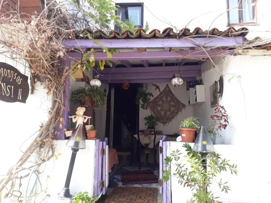 Dionysos Pension