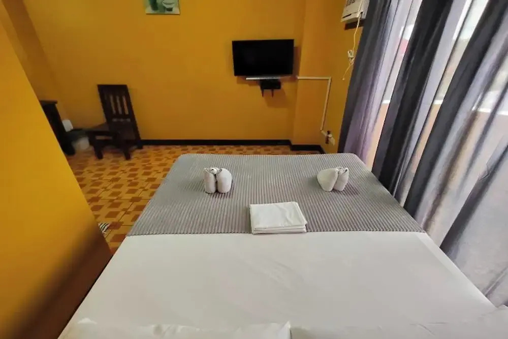 Sea Urchin Hotel near Hundred Islands