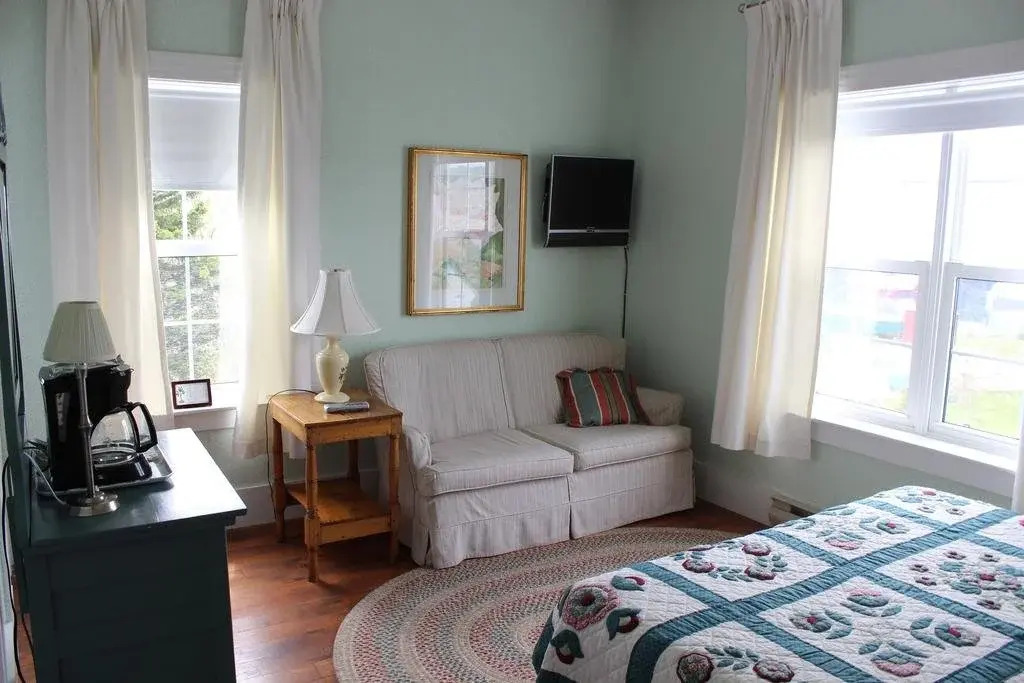 Compass Rose Heritage Inn