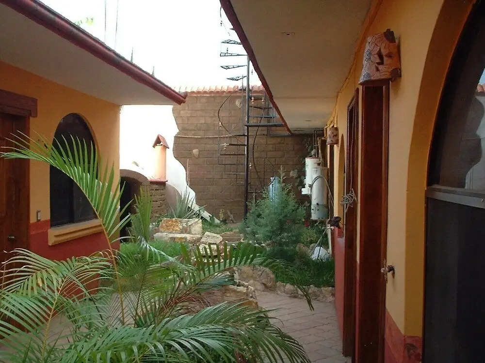 Posada de Xóchitl Plaza del Valle