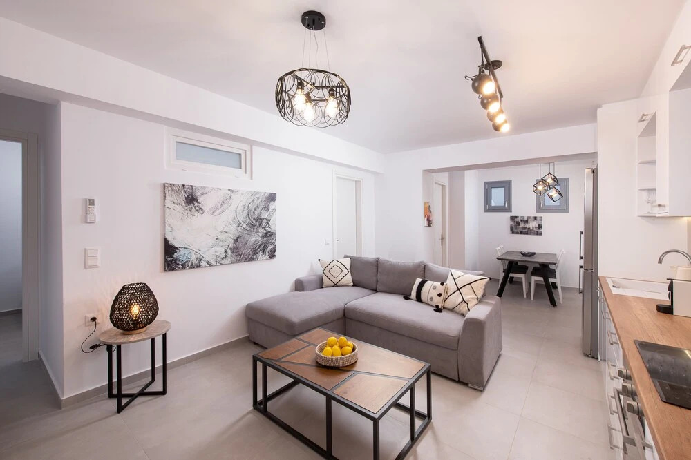 Hosting Moments Semi Basement Apartment
