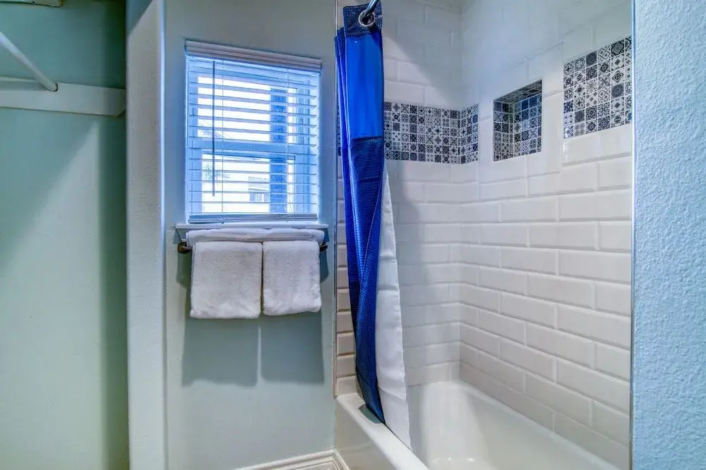 Sol Mate Siv33 2 Bedrooms 2 Bathrooms Condo