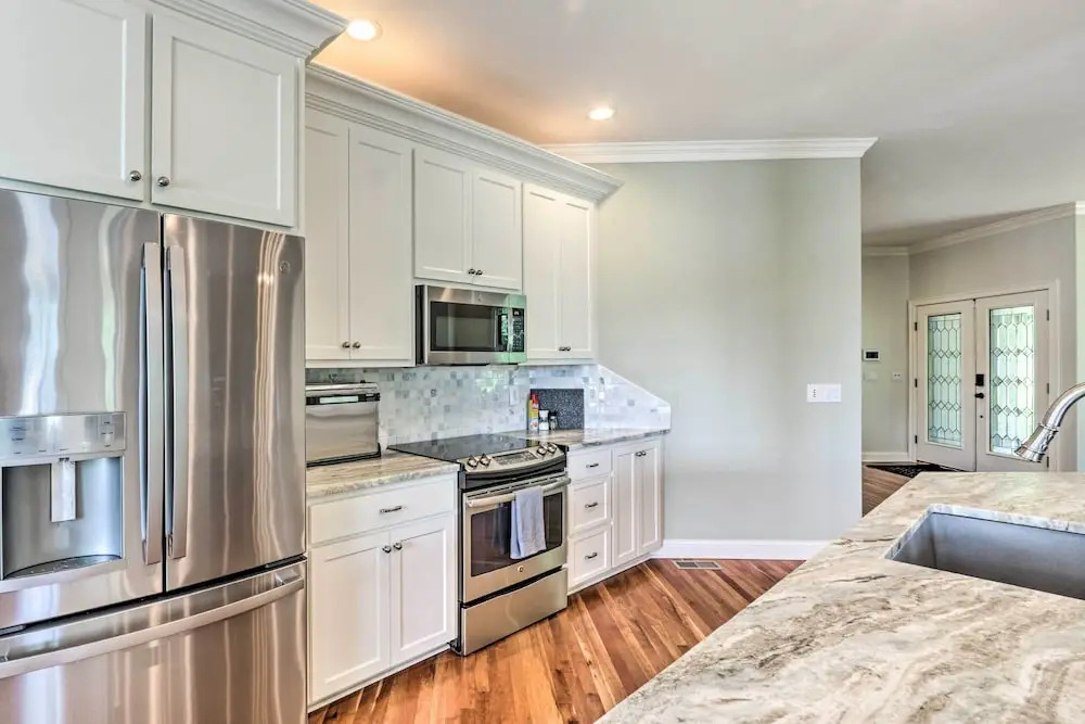 Walk to Lake: Middlefield Home w/ Fire Pit