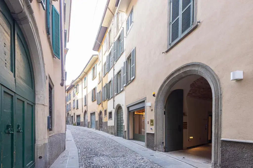 REGO APARTMENTS SAN TOMASO - Boutique Aparthotel with some off-site apartments in a Charming Historic District close to Upper Town