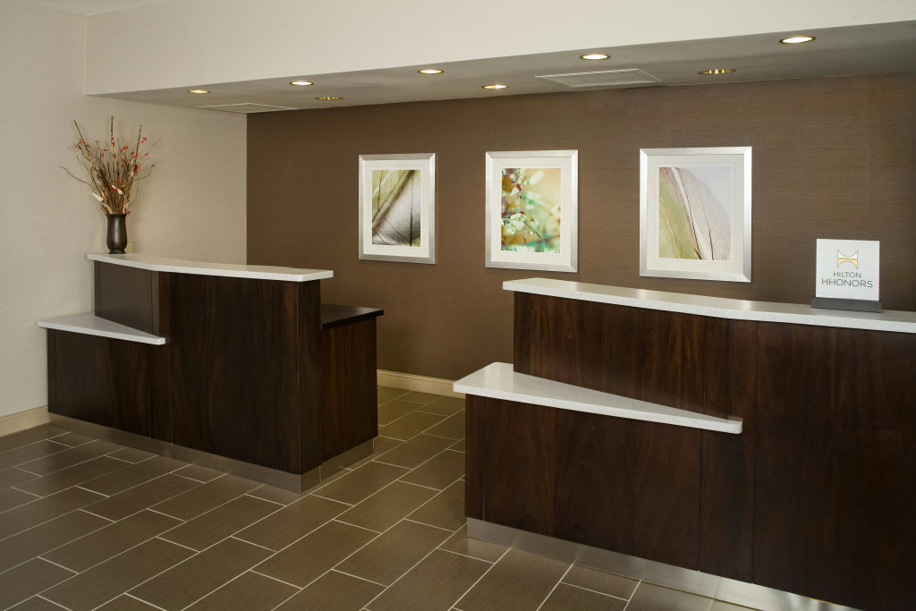 DoubleTree by Hilton Hotel Chicago Wood Dale - Elk Grove