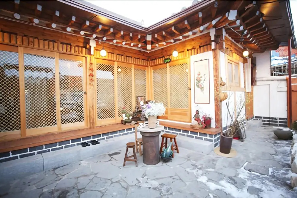 Jeonju Gangryeongjeon Guesthouse
