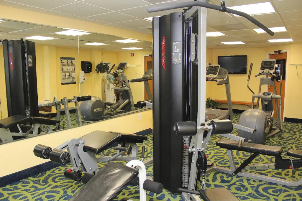 Ocean Sands Resort, Oceanfront, Virginia Beach by Vacatia