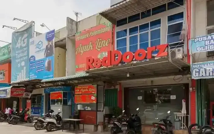 RedDoorz near Plaza Botania 1 Batam