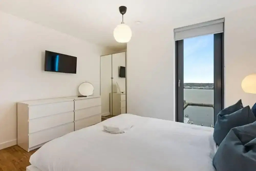 Host Apartments Kings Dock View Baltic Living