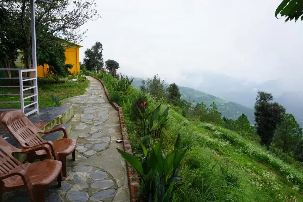 Drona Hills Resorts