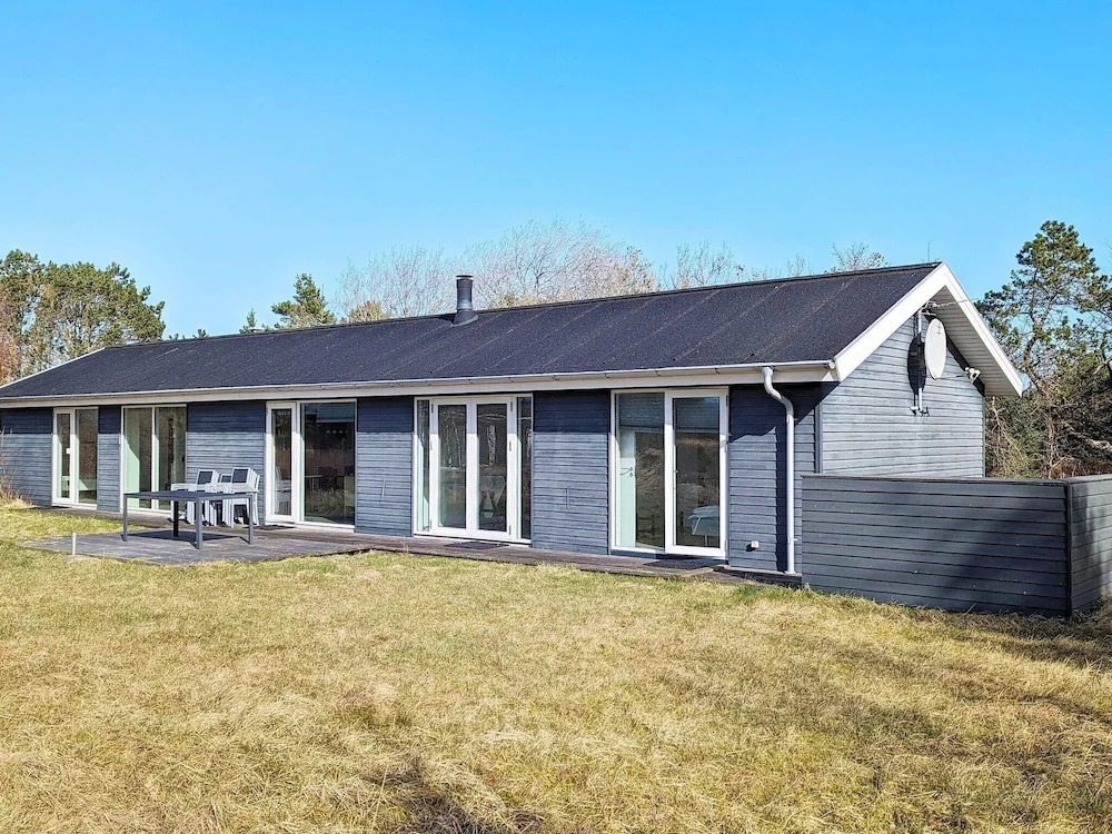 8 Person Holiday Home in Albaek