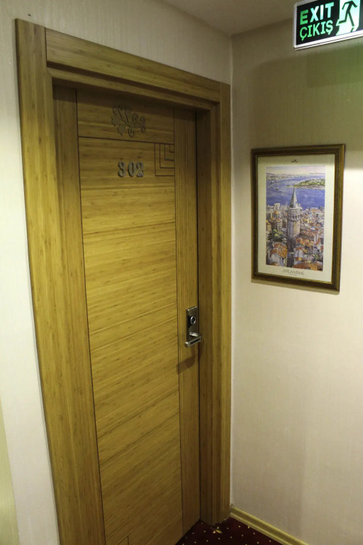 Know Hotel & Hostel