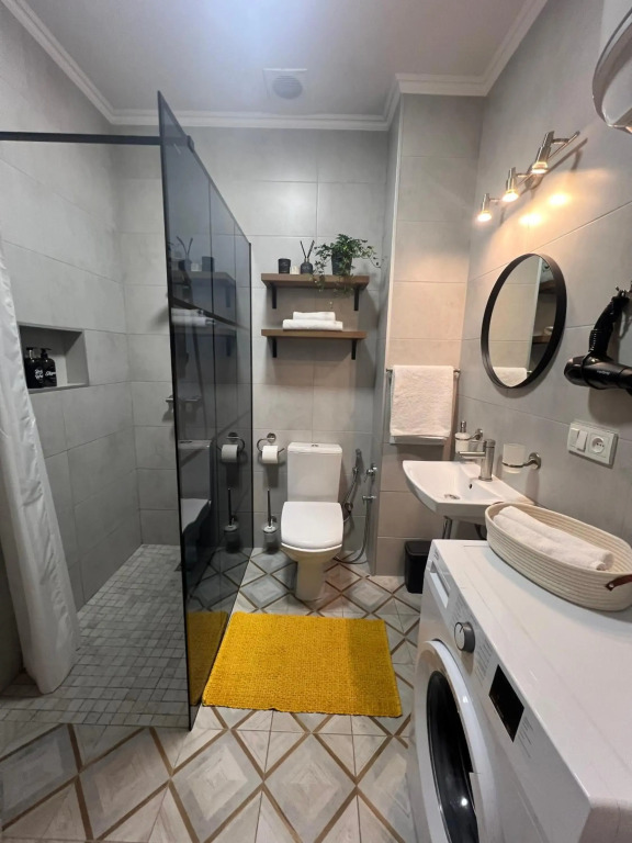 Fiesta Apartment on Franka 2BR-6P
