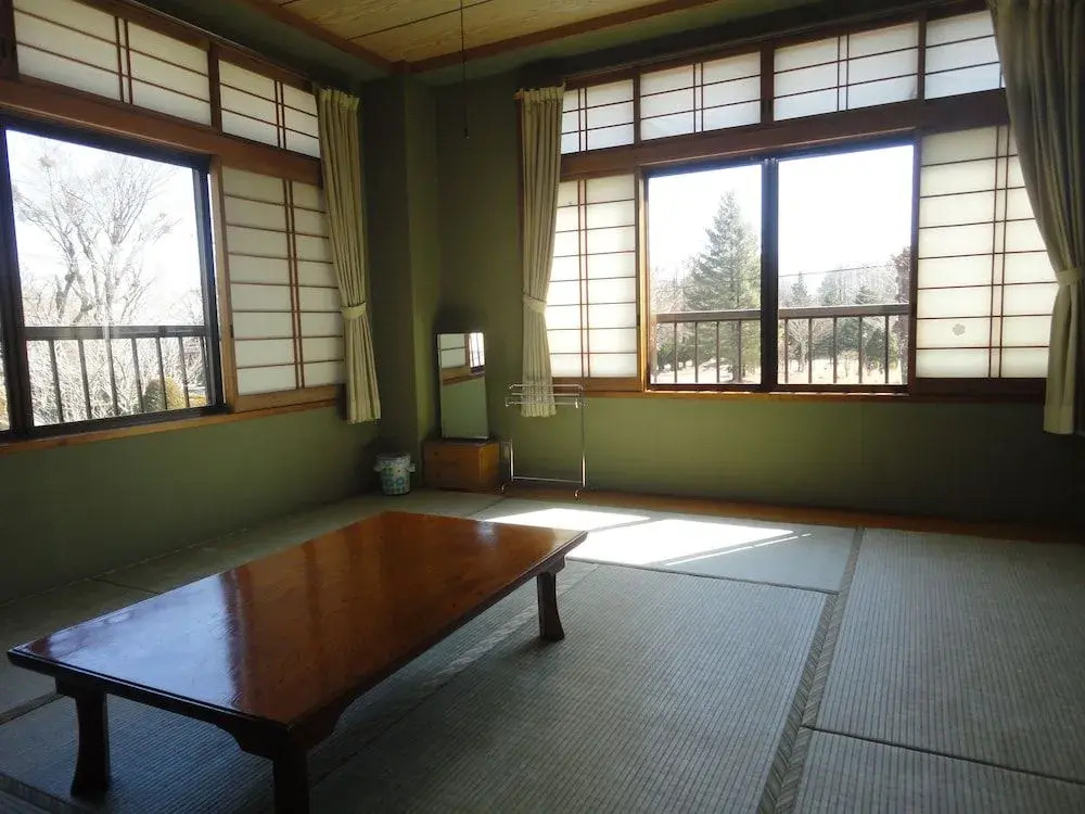 Yamanouchi Guest House