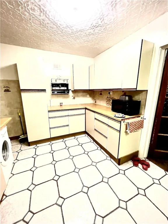 Inviting 2-bed House in Birmingham